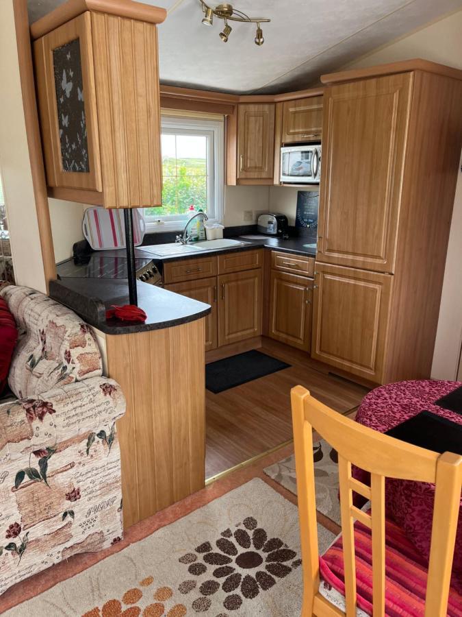 Вілла Seaside Chalet Quilty Екстер'єр фото